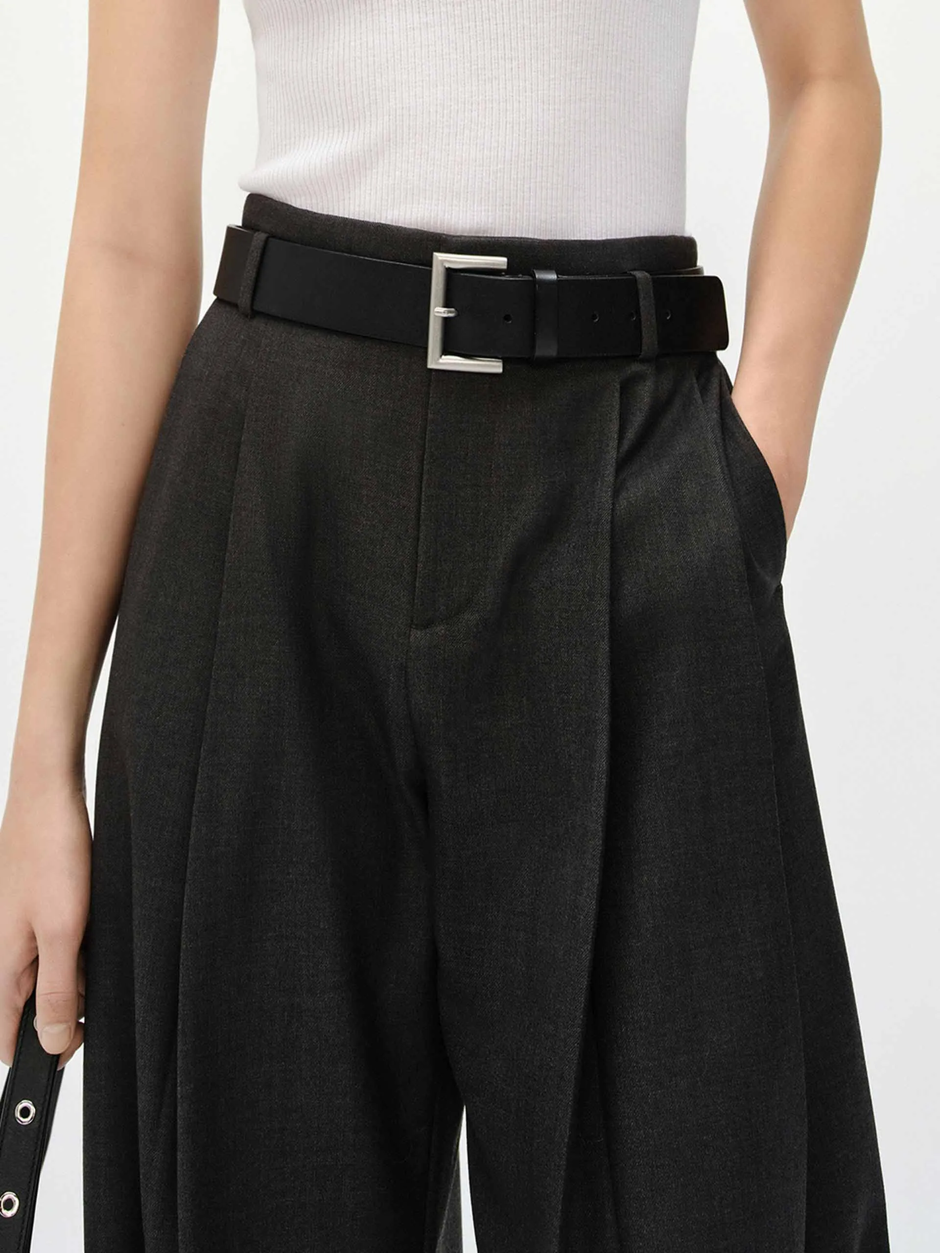 Front Pleated Relaxed Pants