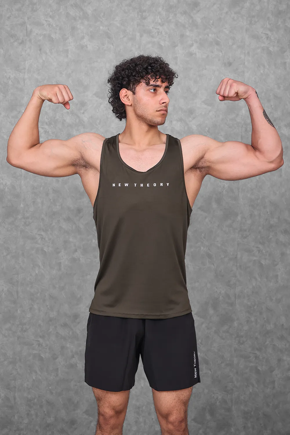 Insignia Stringer - Olive